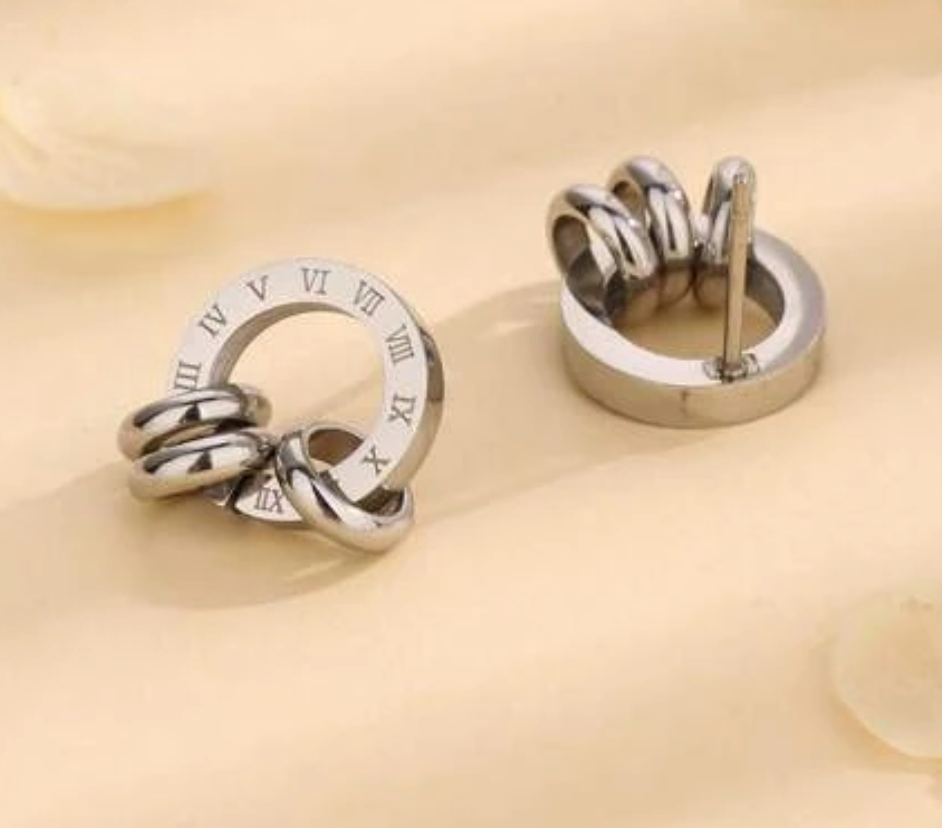 PANTALLAS EN STAINLESS STEEL CON NUMEROS ROMANOS