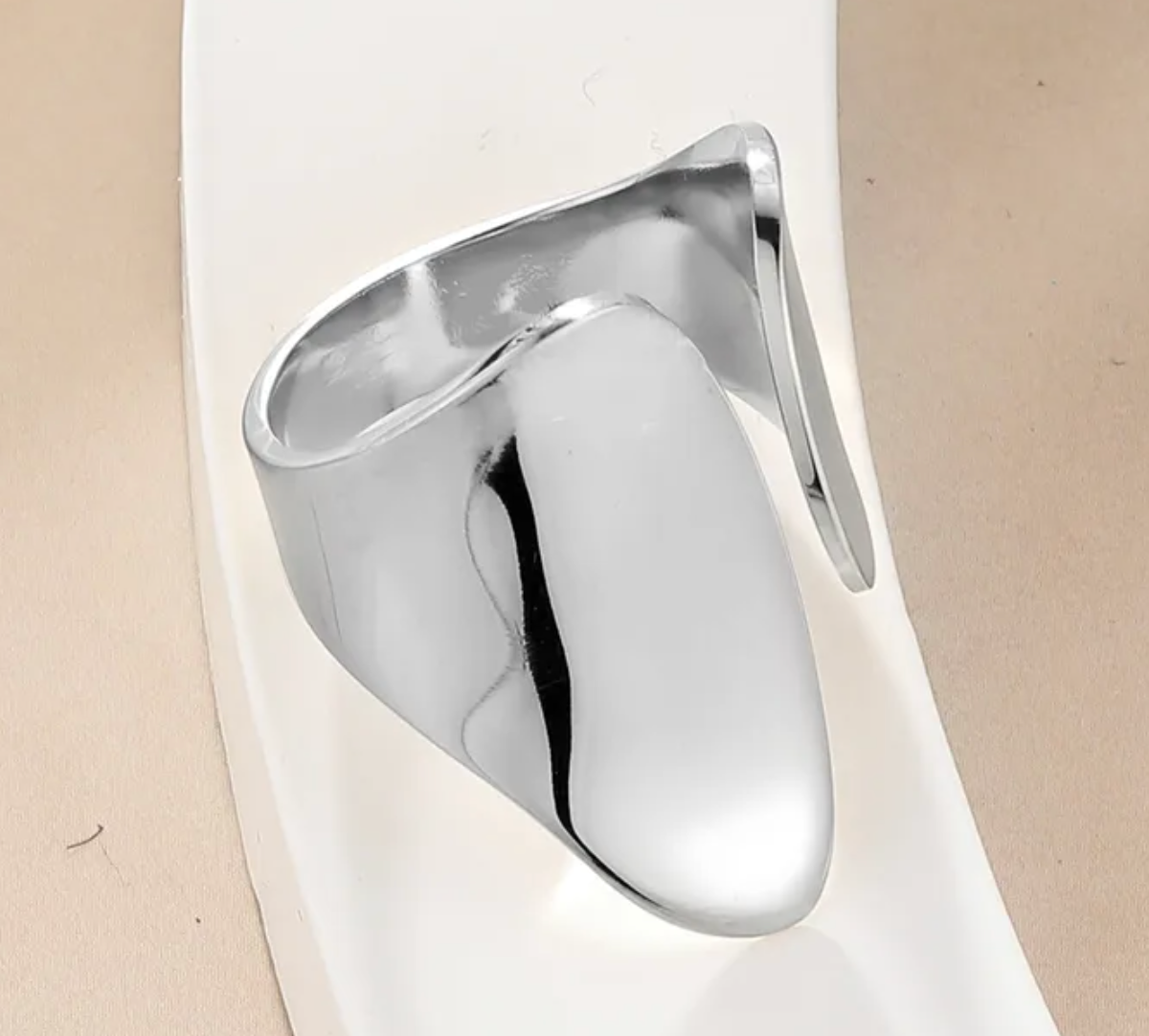 SORTIJA GEOMETRICA AJUSTABLE EN STAINLESS STEEL