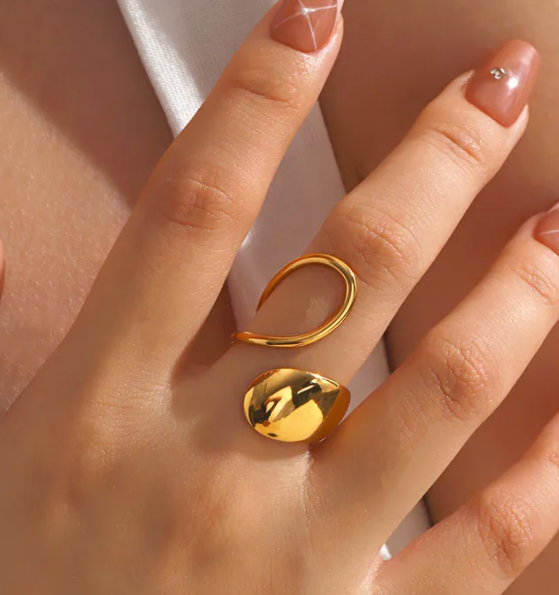 SORTIJA OVAL AJUSTABLE EN STAINLESS STEEL