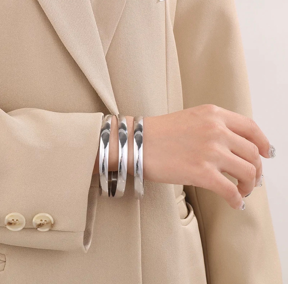 STAINLESS STEEL ROUND BANGLE TRIO