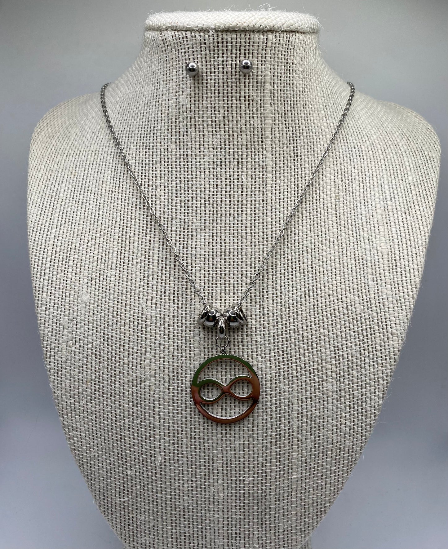 SET DE COLLAR Y PANTALLAS INFINITY