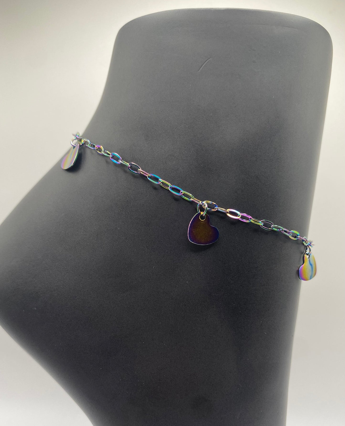 TOBILLERA EN STAINLESS STEEL TORNASOL CON CORAZONES 10"